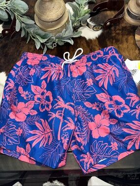 NWT Trunks Men’s Blue Swim Trunks with Pink Tropical Print